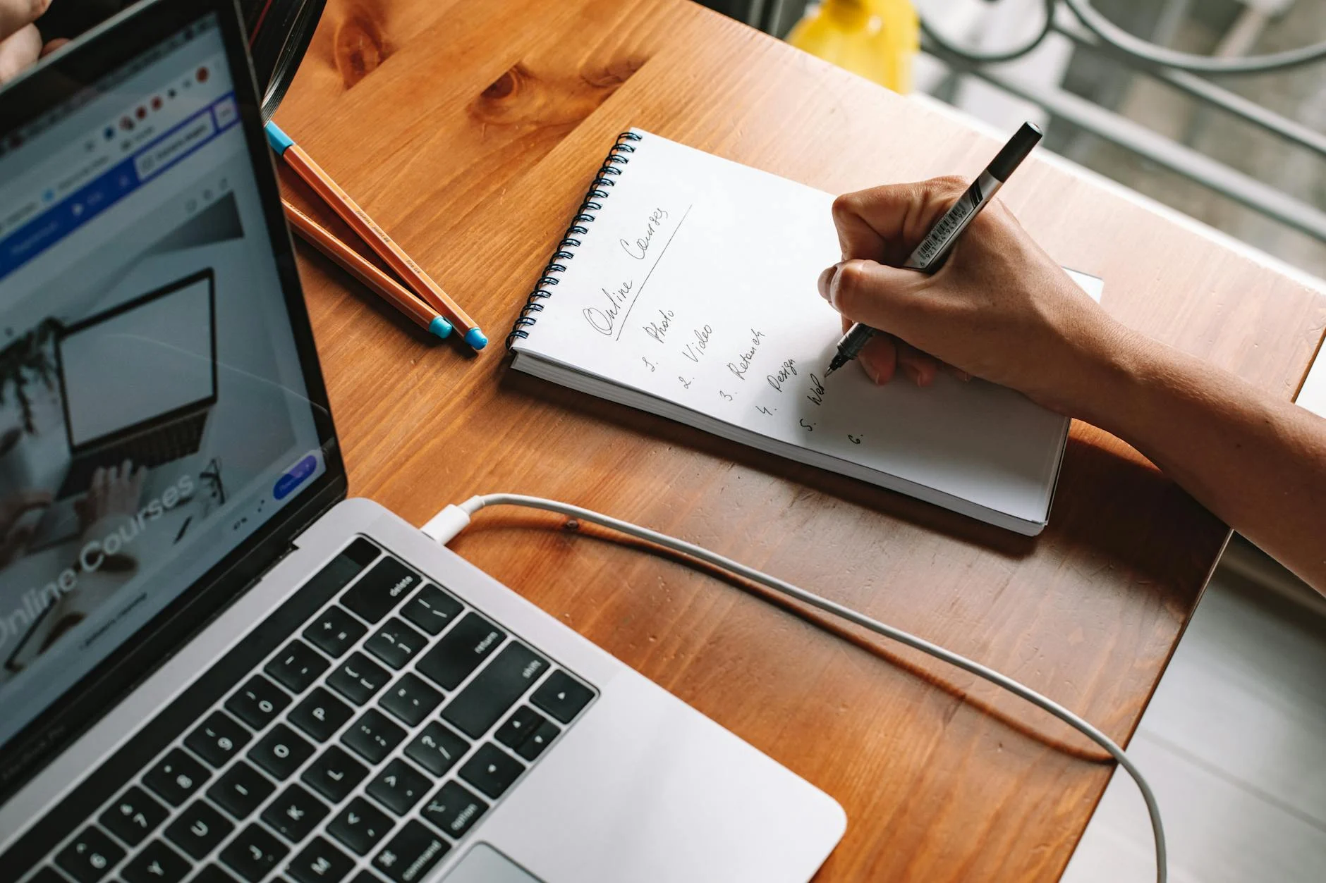 Build Your Online Course with AI